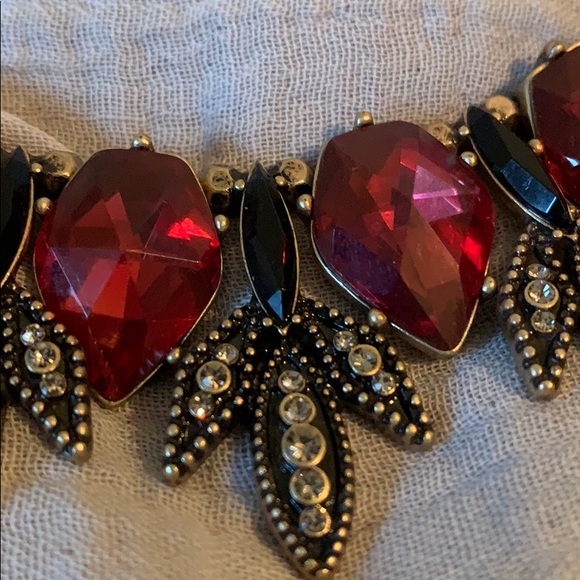 Chloe + Isabel Statement Necklace - Picture 2 of 3